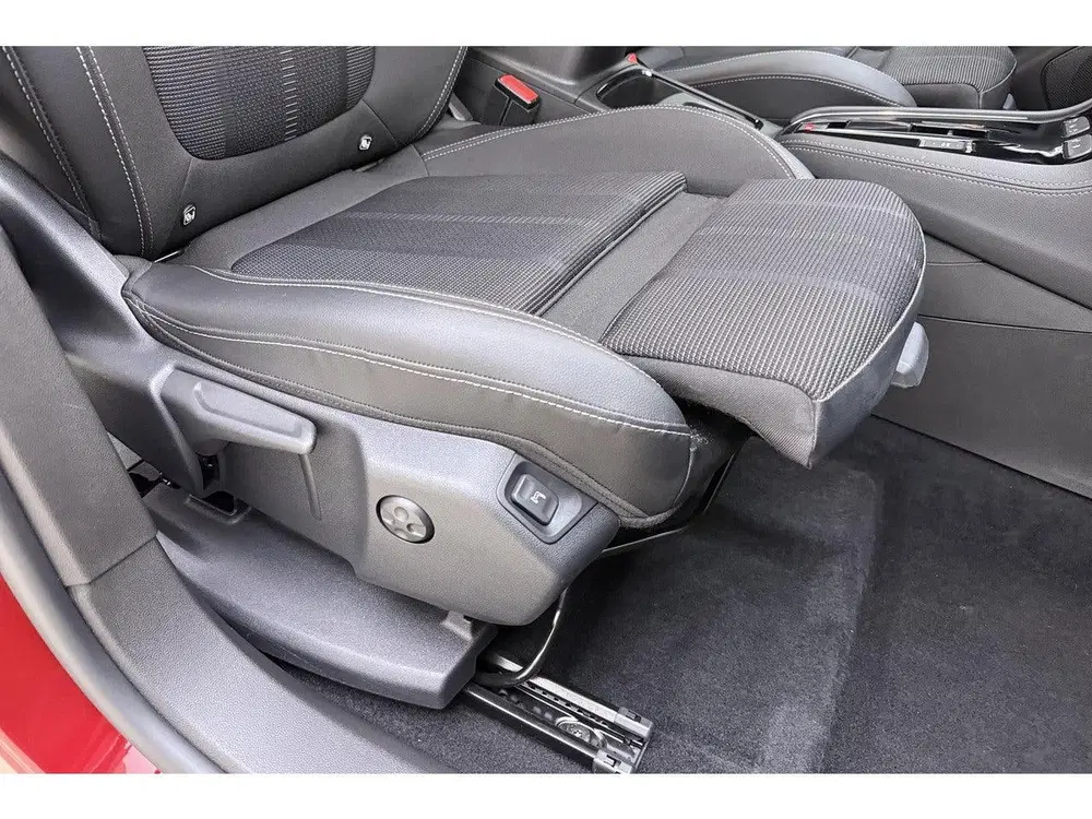 Opel Grandland 1.6 Turbo Plug-In Hybrid GS uit 2024, foto 15