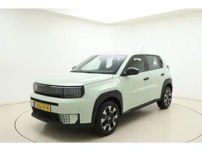 Fiat Grande Panda 1.2 Hybrid ICON Automaat uit 2025