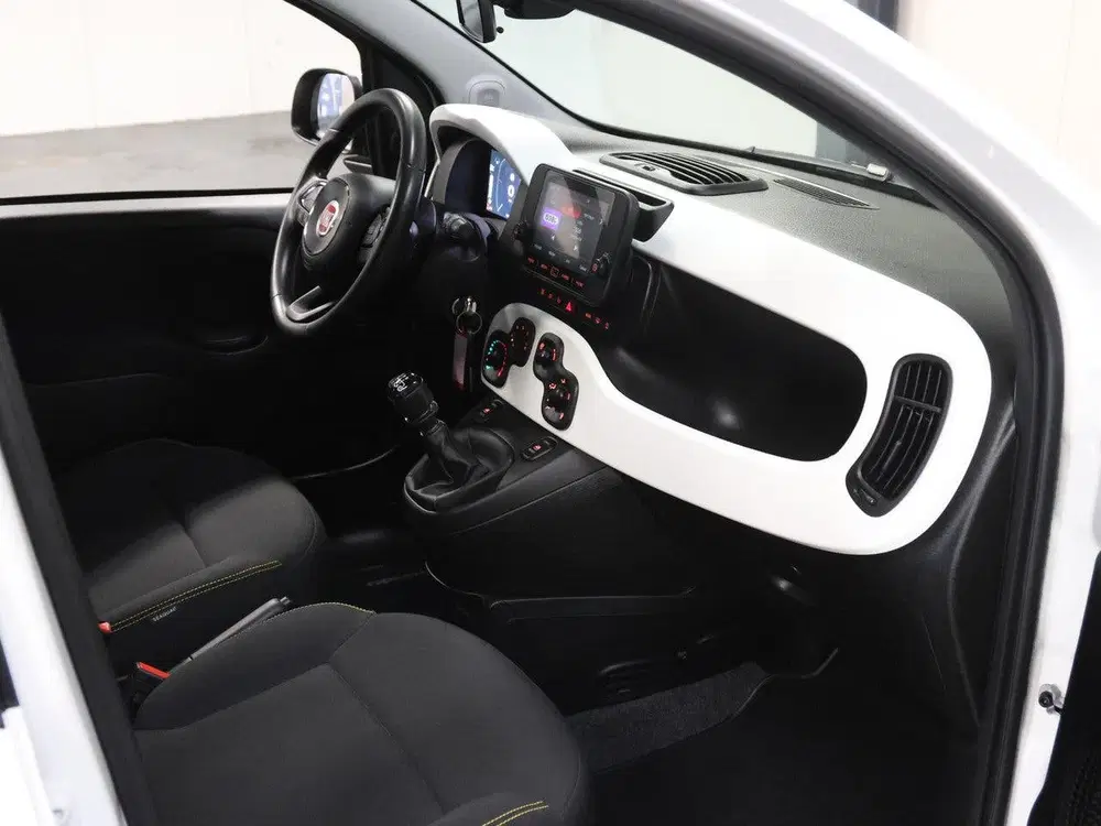 Fiat Panda 1.0 Hybrid Pandina uit 2024, foto 9
