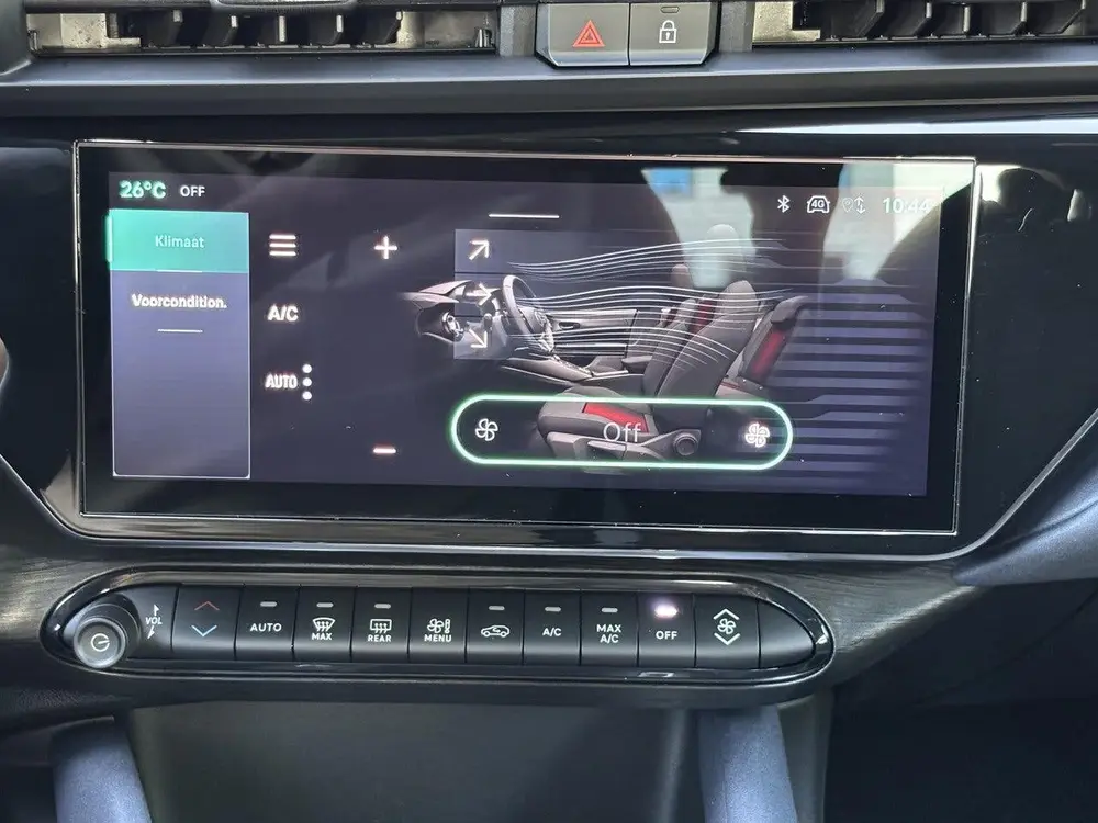 Alfa Romeo Junior Elettrica 54 kWh uit 2025, foto 14