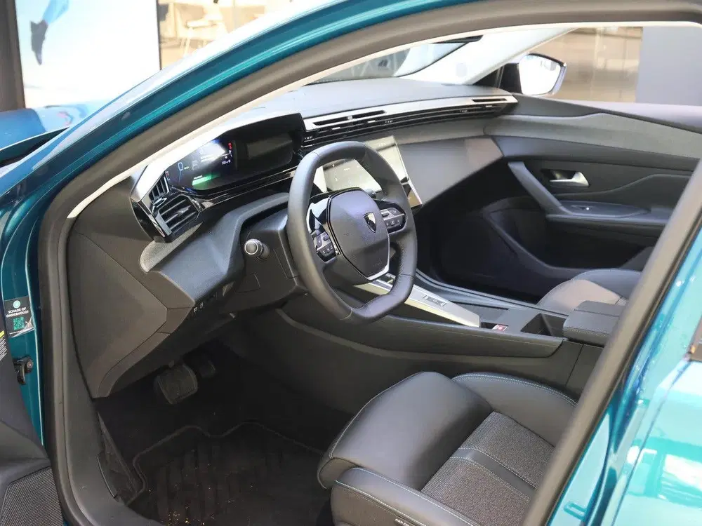 Peugeot 408 Allure Avantage Plug-in Hybrid 225 pk Auto uit 2025, foto 11
