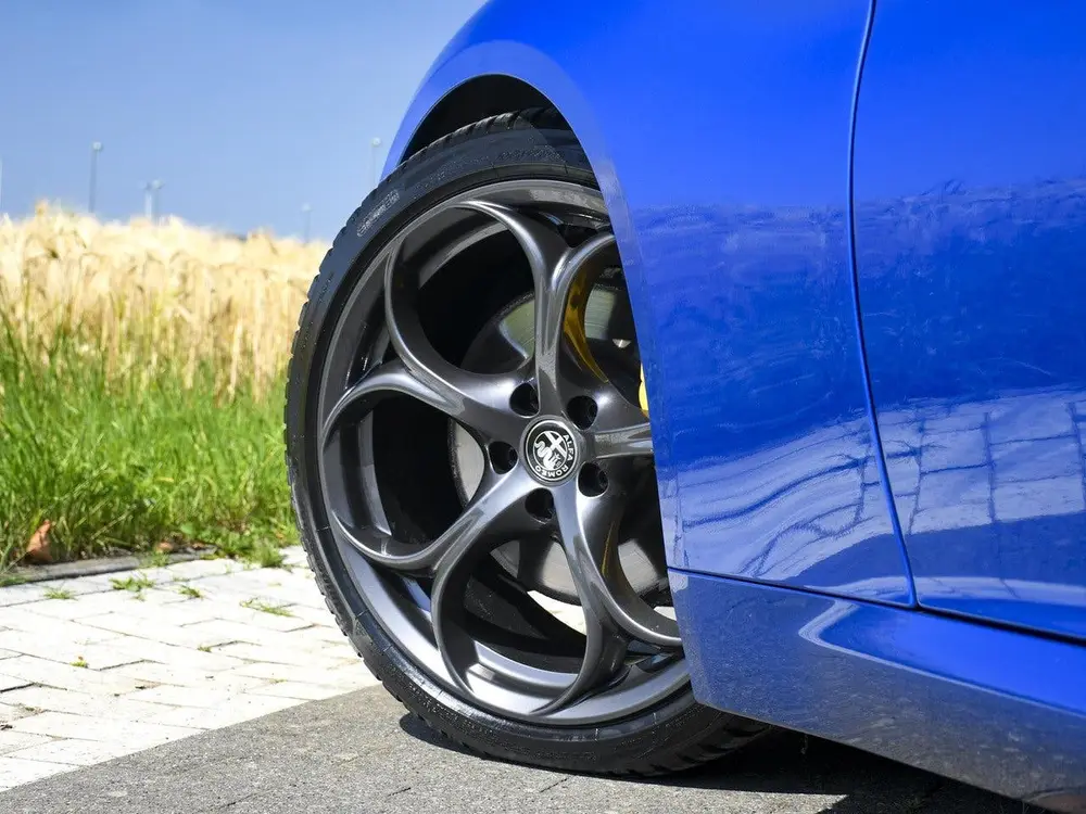 Alfa Romeo Giulia Veloce 2.0T 280pk AWD Automaat MOOISTE VAN uit 2019, foto 15