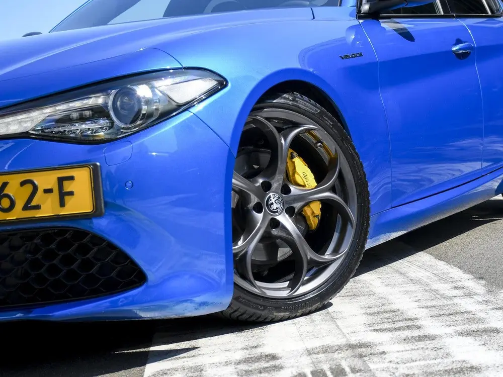 Alfa Romeo Giulia Veloce 2.0T 280pk AWD Automaat MOOISTE VAN uit 2019, foto 17