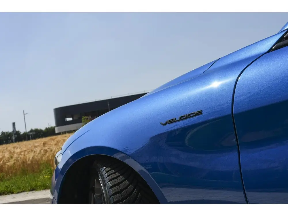 Alfa Romeo Giulia Veloce 2.0T 280pk AWD Automaat MOOISTE VAN uit 2019, foto 19