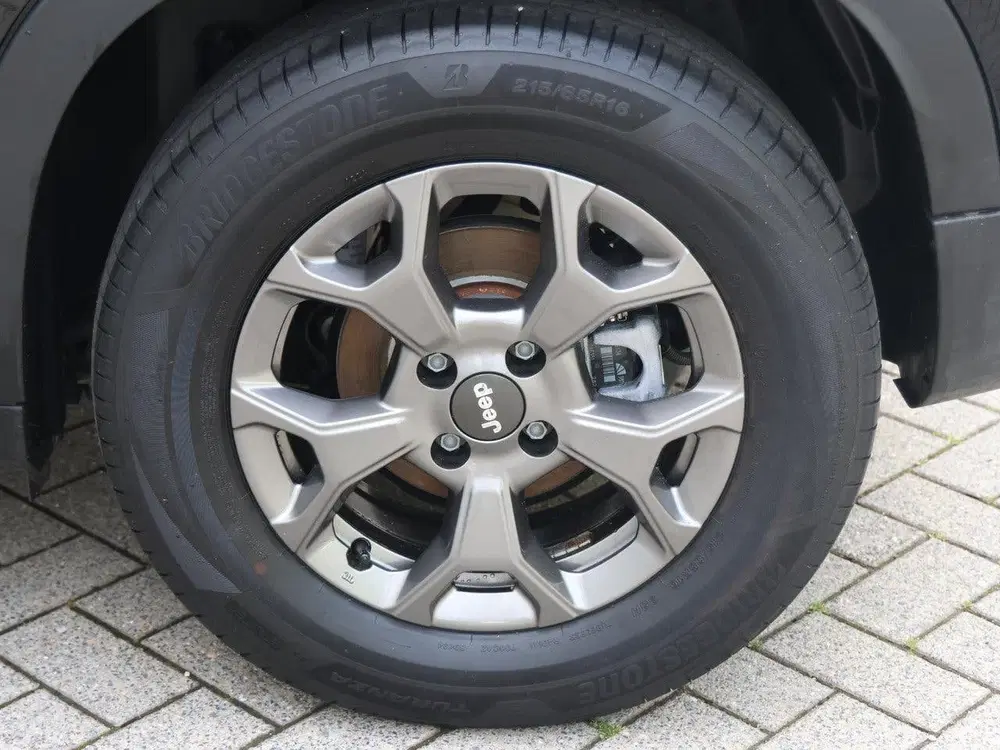Jeep Avenger Longitude 54 kWh uit 2025, foto 20