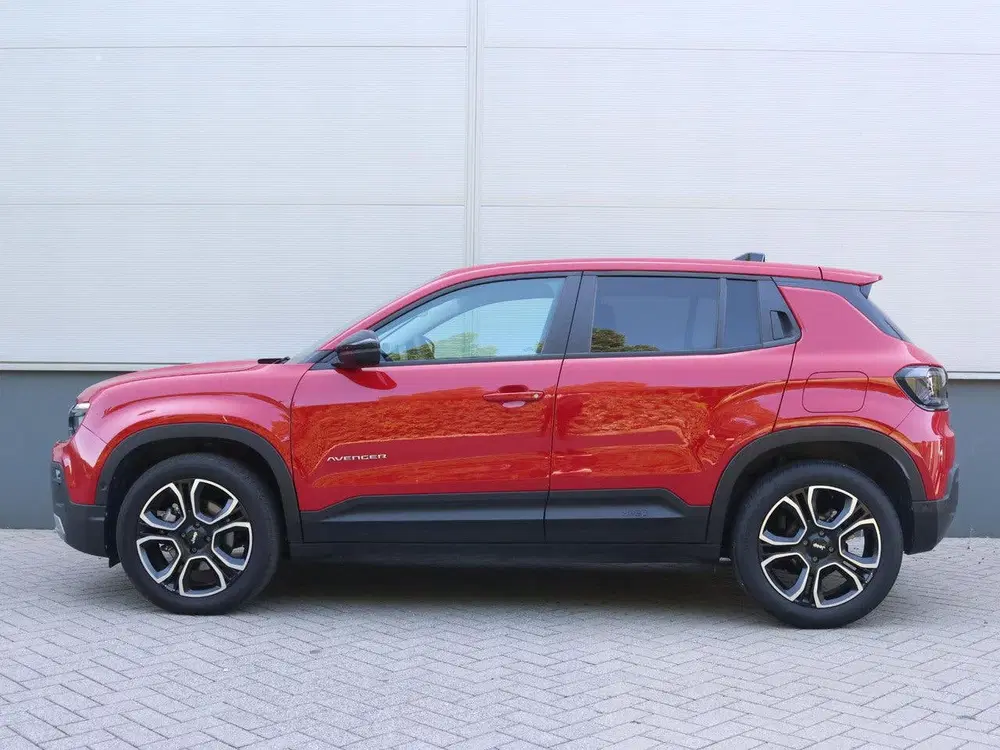 Jeep Avenger 1.2 e-Hybrid Summit uit 2025, foto 2