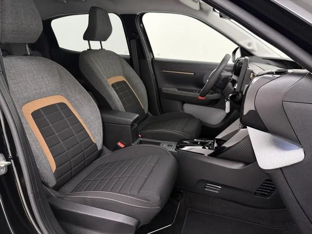 Citroën C3 Aircross Citroen C3 Aircross 1.2 Hybrid automaat 14 uit 2025, foto 4
