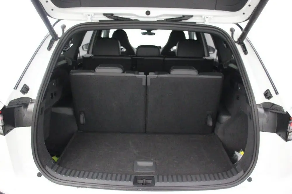 Volkswagen Tayron 1.5 eTSI R-Line Edition 7 Persoons Automaa uit 2025, foto 11