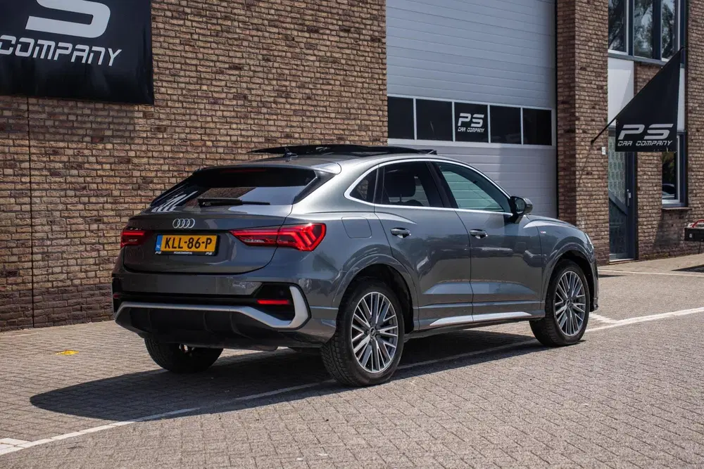 Audi Q3 45 TFSI e S-Line uit 2023, foto 6