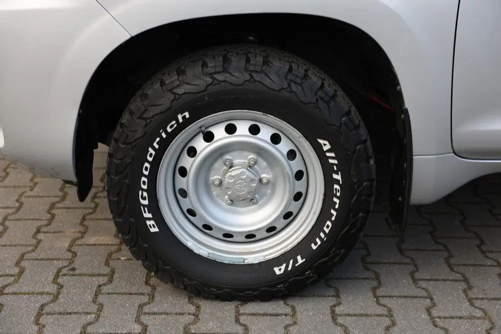 Toyota Land Cruiser 2.8 D-4D 3DRS COMFORT A uit 2023, foto 3