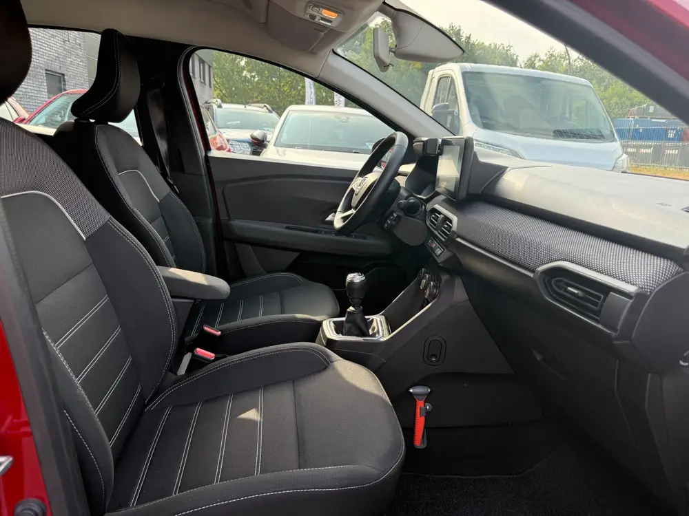 Dacia Sandero 1.0 TCe 90 Comfort uit 2021, foto 19