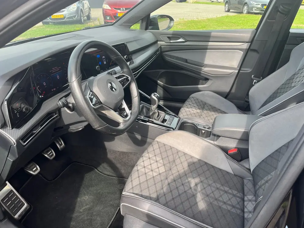 Volkswagen Golf 1.5 TSI R-Line Business+ uit 2022, foto 12