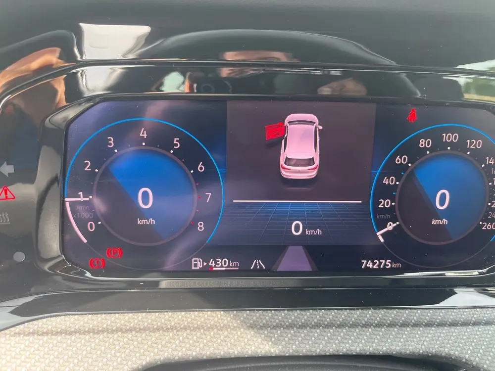 Volkswagen Golf 1.5 TSI R-Line Business+ uit 2022, foto 16