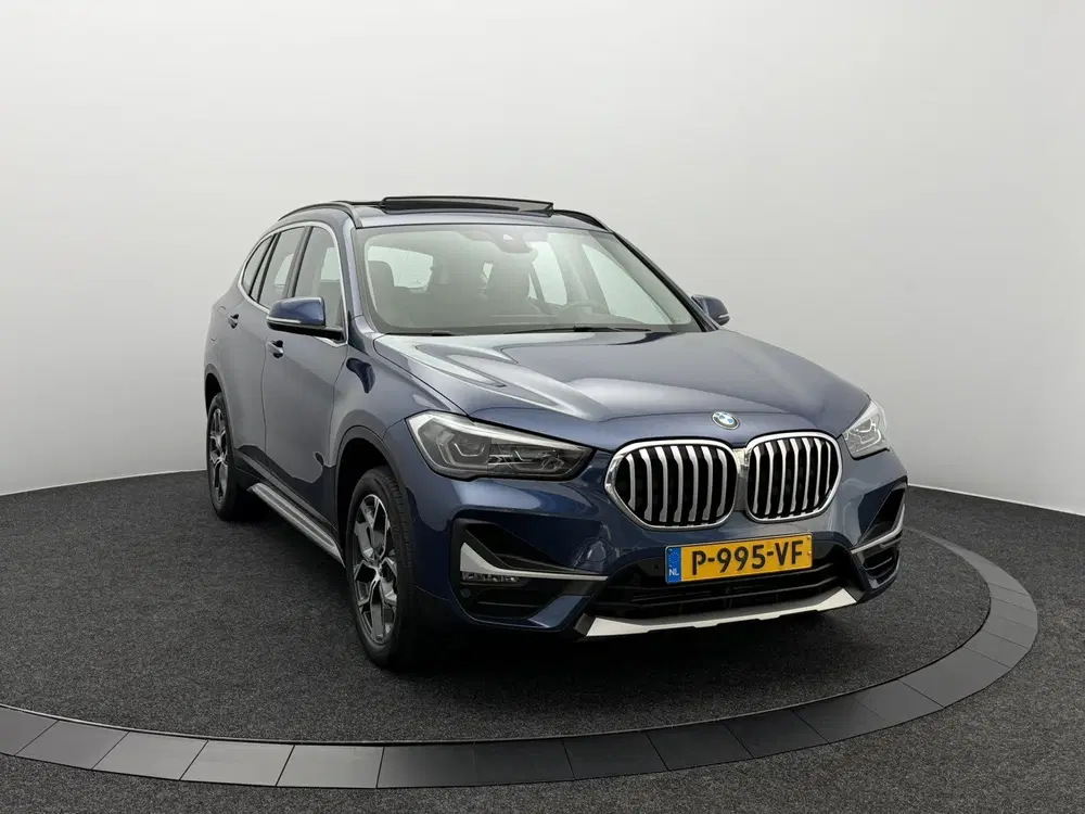 BMW X1 sDrive20i 179PK Business Edition Plus uit 2022, foto 10