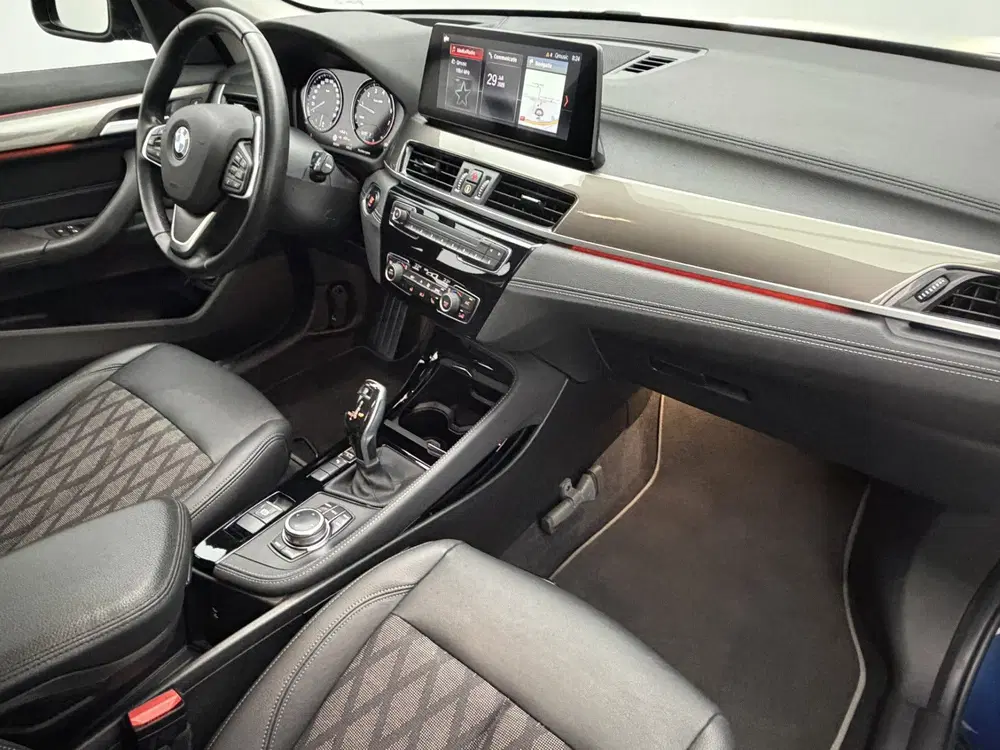 BMW X1 sDrive20i 179PK Business Edition Plus uit 2022, foto 11