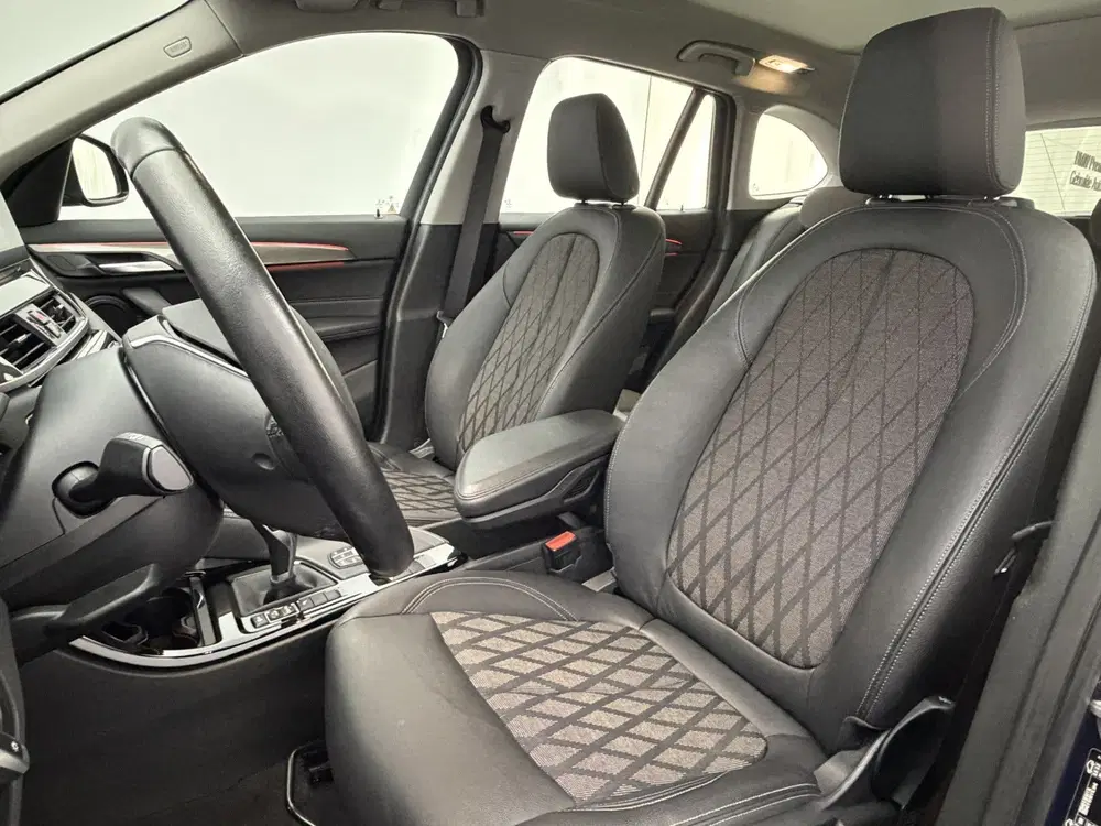 BMW X1 sDrive20i 179PK Business Edition Plus uit 2022, foto 15