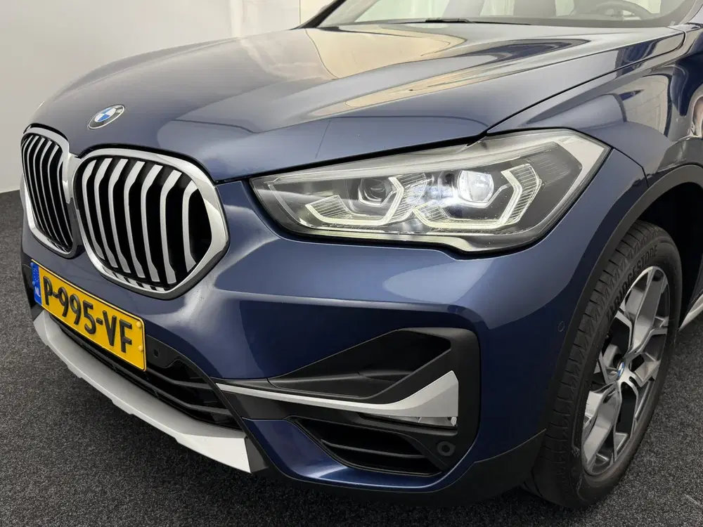 BMW X1 sDrive20i 179PK Business Edition Plus uit 2022, foto 6