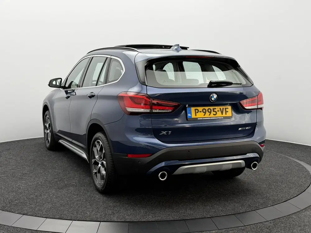 BMW X1 sDrive20i 179PK Business Edition Plus uit 2022, foto 7
