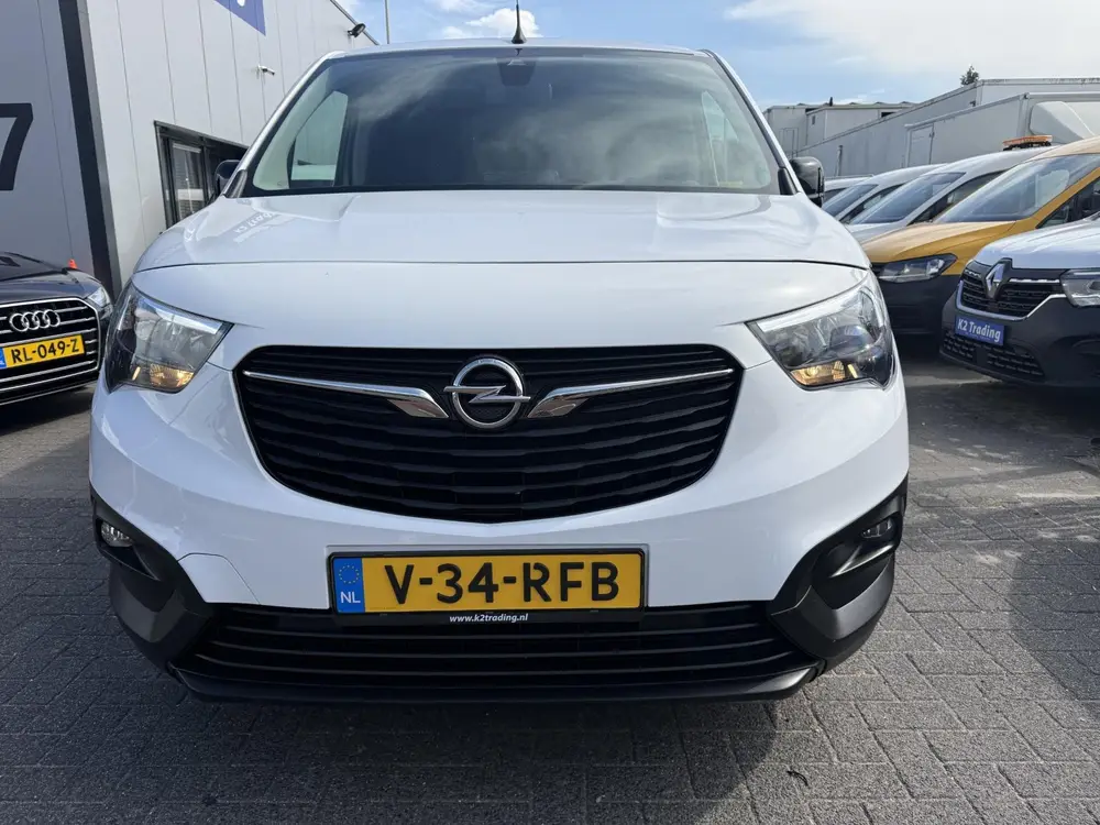 Opel Combo 1.2 PureTech 110 S&S L2 BENZINE MARGE AUTO uit 2024, foto 4
