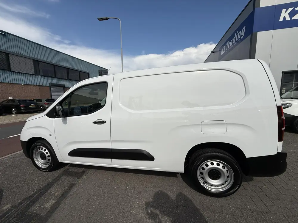 Opel Combo 1.2 PureTech 110 S&S L2 BENZINE MARGE AUTO uit 2024, foto 6