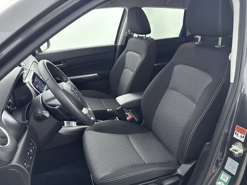 Suzuki Vitara 1.5 Hybrid Select uit 2025, foto 15