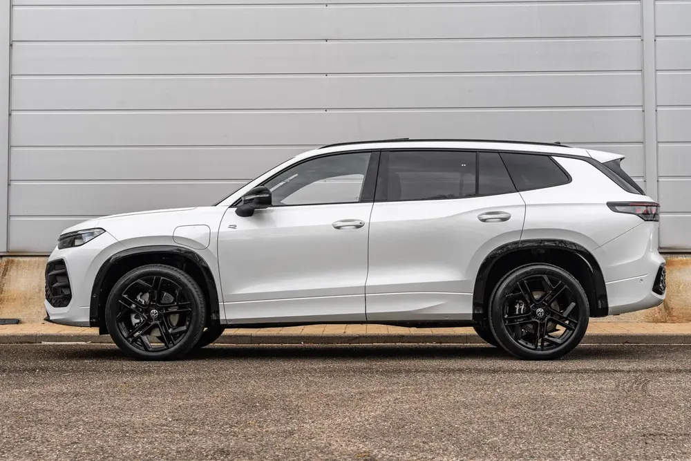 Volkswagen Tayron 1.5 eHybrid 272pk DSG R-Line Edition | Pan uit 2026, foto 12
