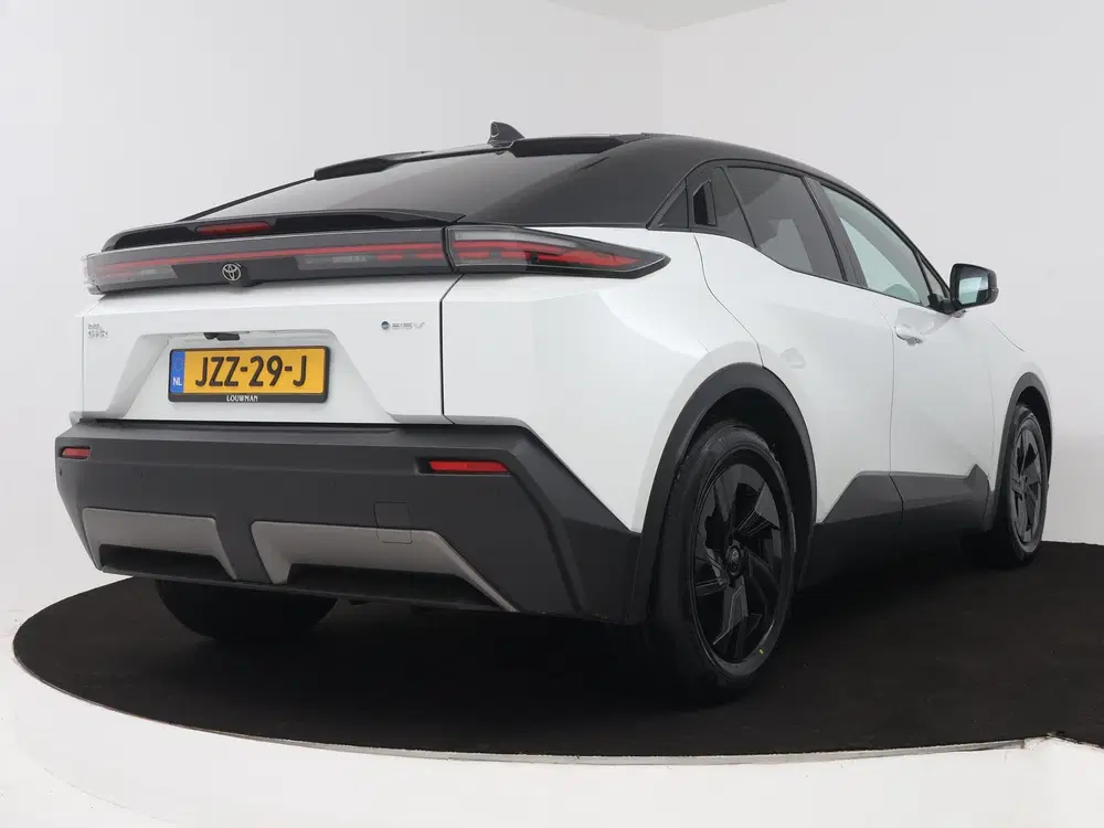 Toyota C-HR First Edition 77 kWh uit 2026, foto 2