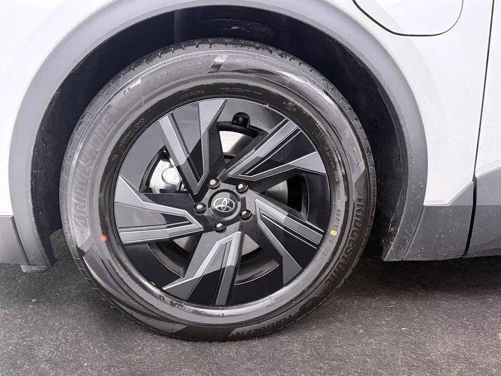 Toyota C-HR First Edition 77 kWh uit 2026, foto 20