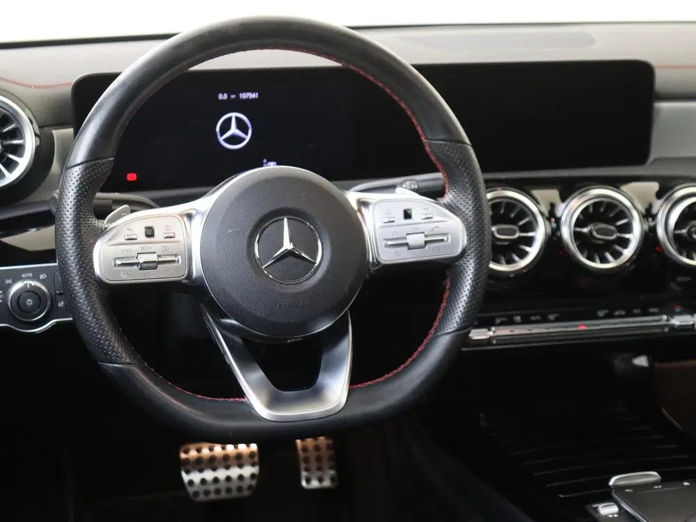 Mercedes-Benz CLA 200 Business Solution AMG uit 2022, foto 10