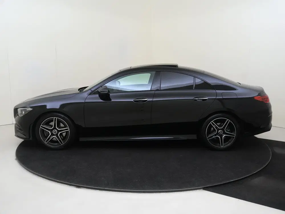 Mercedes-Benz CLA 200 Business Solution AMG uit 2022, foto 8