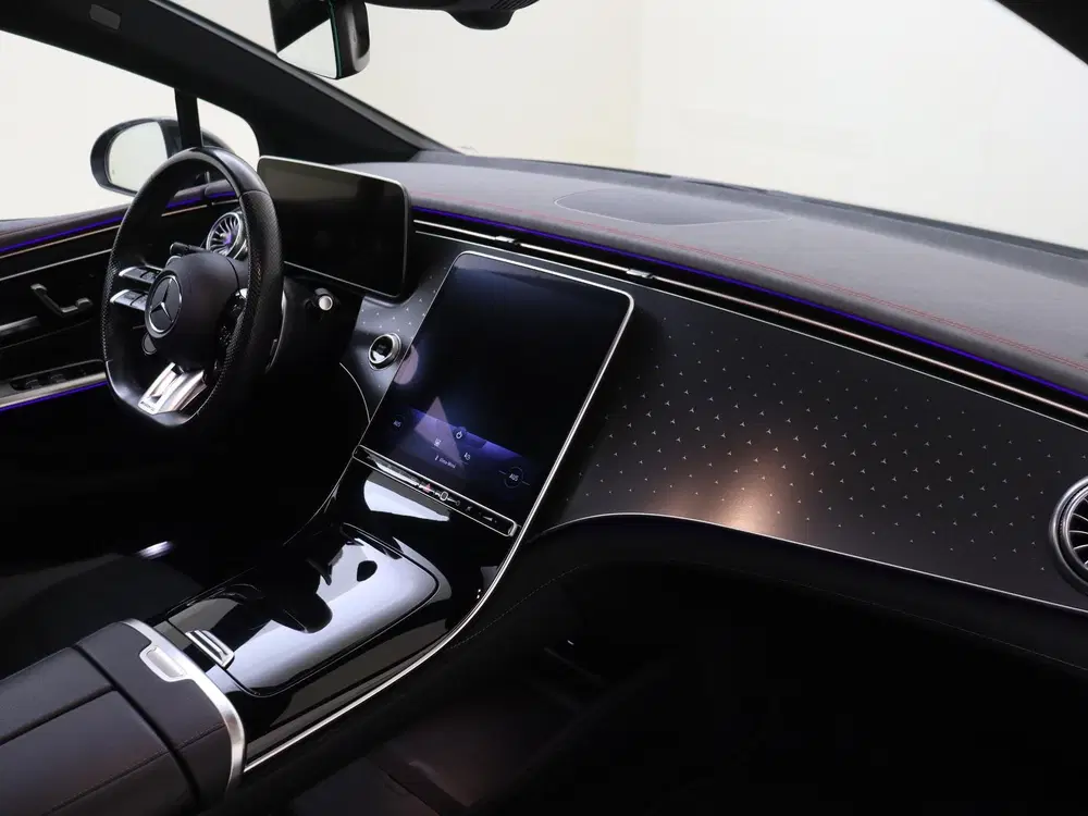 Mercedes-Benz EQE AMG 53 4MATIC+ 90 kWh uit 2022, foto 12