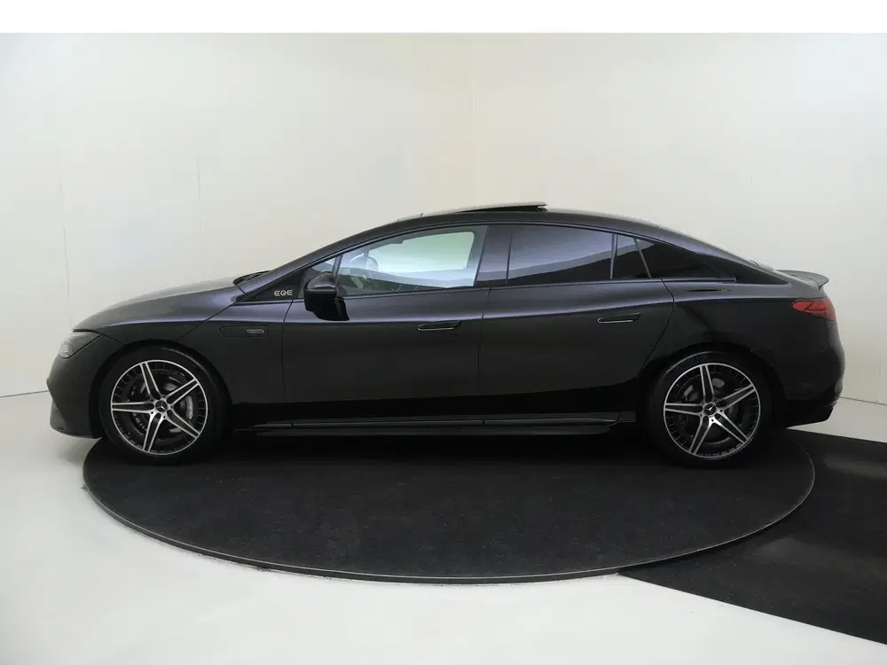 Mercedes-Benz EQE AMG 53 4MATIC+ 90 kWh uit 2022, foto 8