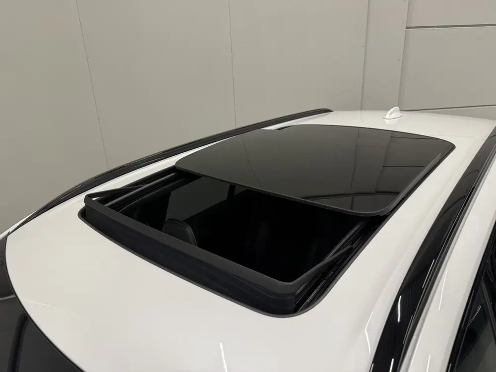 Volvo XC90 T8 Recharge AWD R-Design PANO/TREKHAAK/SOH 93,7%/ uit 2022, foto 3