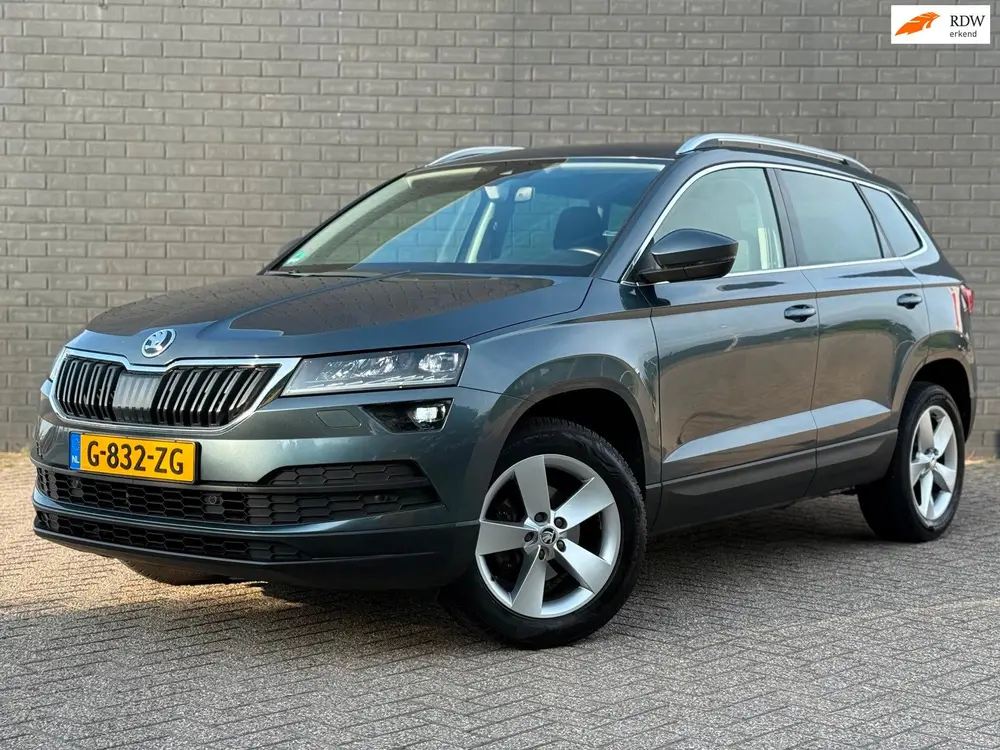 Skoda Karoq 1.5 TSI ACT AUTOMAAT Business Edition Xenon Virt uit 2019