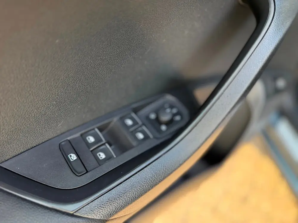 Skoda Karoq 1.5 TSI ACT AUTOMAAT Business Edition Xenon Virt uit 2019, foto 17