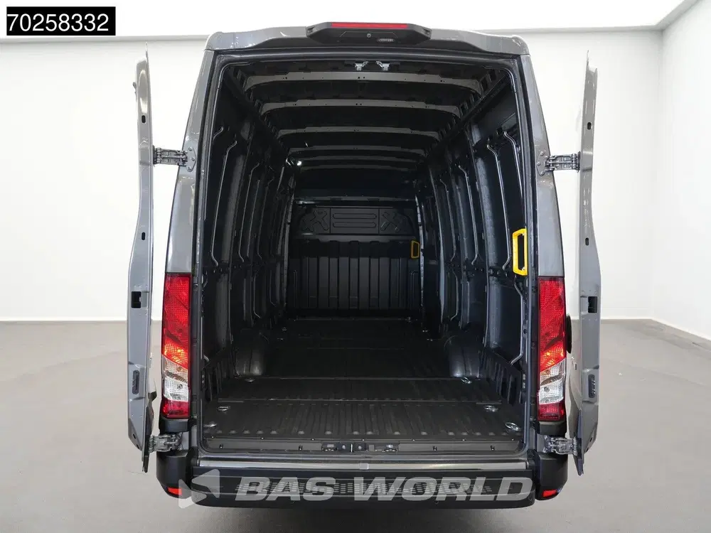 Iveco Daily BPM VRIJ 3.0L Automaat 210PK L3H2 2025-Mo uit 2024, foto 9