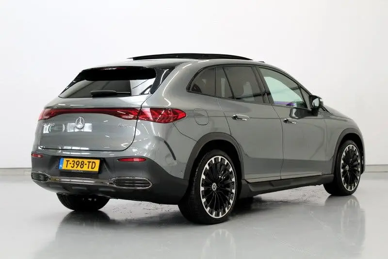 Mercedes-Benz EQE SUV 350 4Matic AMG Line 91 kWh uit 2023, foto 6