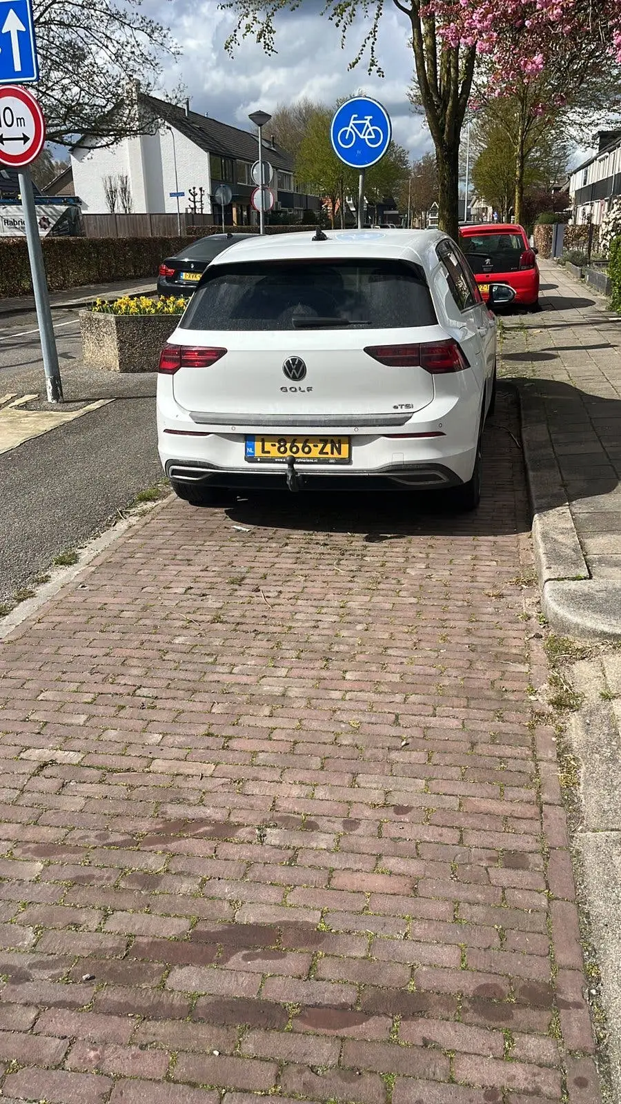 Volkswagen Golf 1.5 Etsi 150pk 7-DSG 2021 Wit uit 2021, foto 2