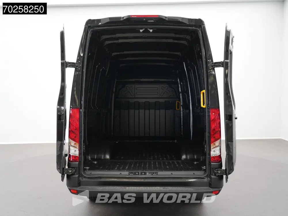 Iveco Daily BPM VRIJ 3.0L Automaat 210PK L2H2 2025-Mo uit 2024, foto 8
