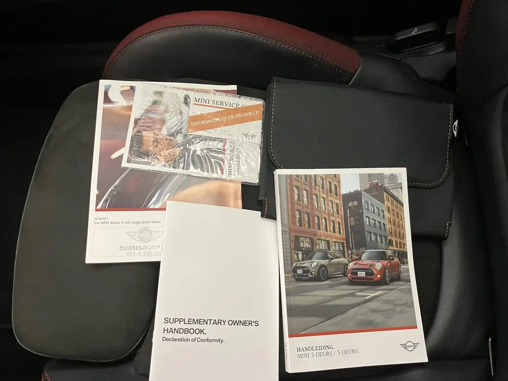Mini John Cooper Works 2.0 John Cooper Works Chili uit 2019, foto 12