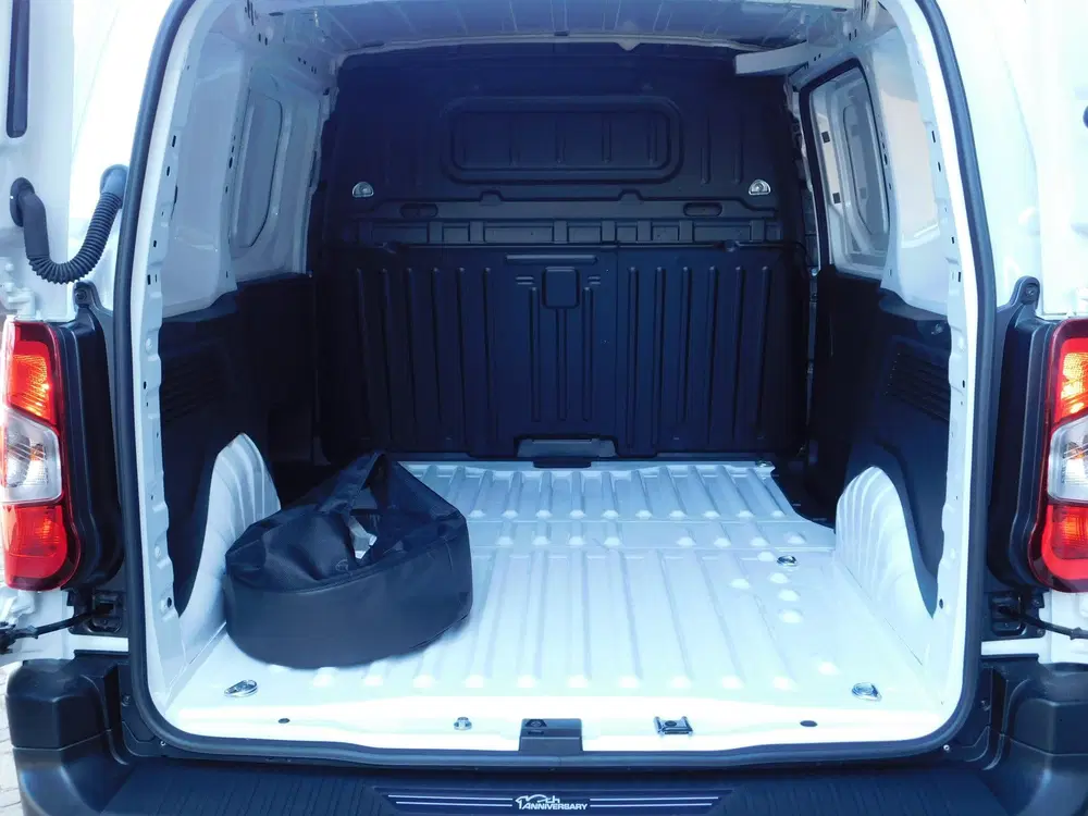 Toyota Proace City 10th Anniversary 50 kWh uit 2026, foto 13