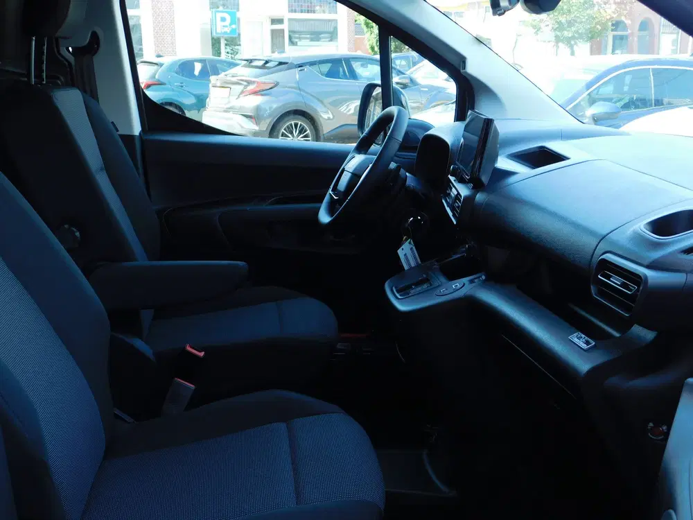 Toyota Proace City 10th Anniversary 50 kWh uit 2026, foto 9