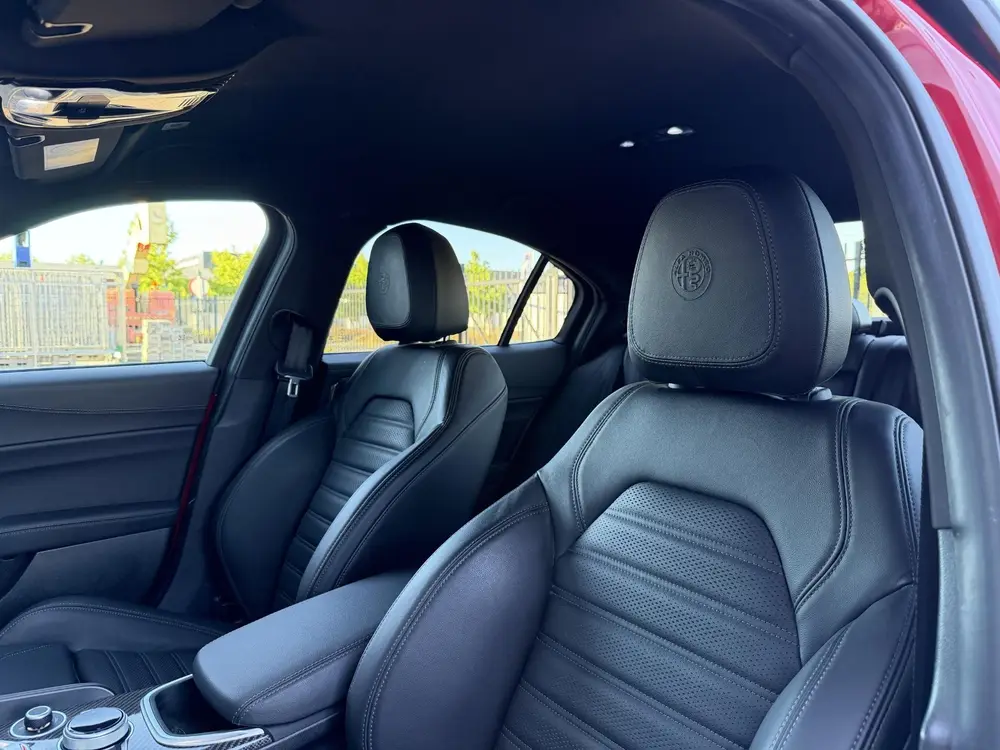 Alfa Romeo Giulia 2.9 V6 Quadrifoglio CARBON | H/K | LEDER uit 2022, foto 11