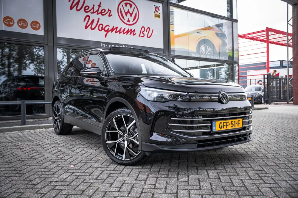Volkswagen Tiguan 1.5 eTSI Elegance | LED | Panoramadak | Cr uit 2024, foto 18