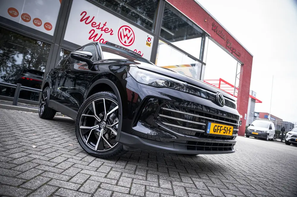 Volkswagen Tiguan 1.5 eTSI Elegance | LED | Panoramadak | Cr uit 2024, foto 19