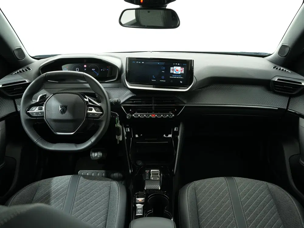 Peugeot 2008 1.2 HYBRID 145PK ALLURE E-DCS6 Trekhaak uit 2025, foto 2