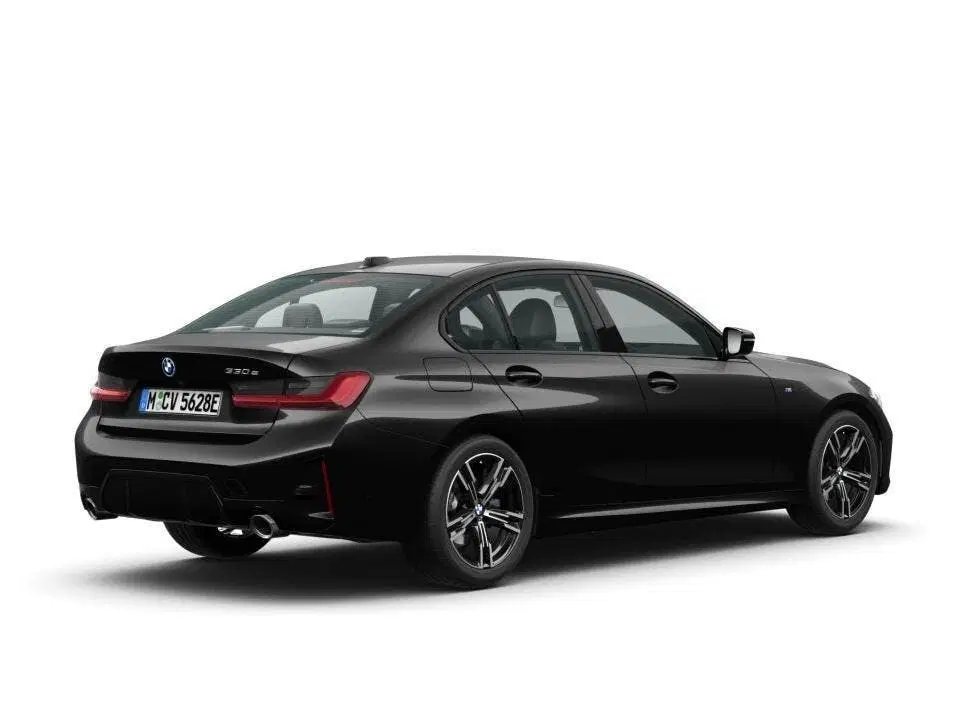 BMW 3-serie 330e M Sport Edition M Sportpakket uit 2026, foto 2