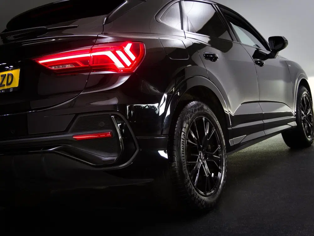 Audi Q3 35 TFSI S-Line Edition Competition (APPLE uit 2020, foto 13