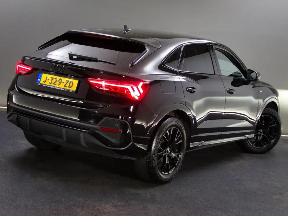 Audi Q3 35 TFSI S-Line Edition Competition (APPLE uit 2020, foto 19
