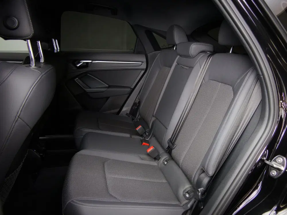 Audi Q3 35 TFSI S-Line Edition Competition (APPLE uit 2020, foto 8